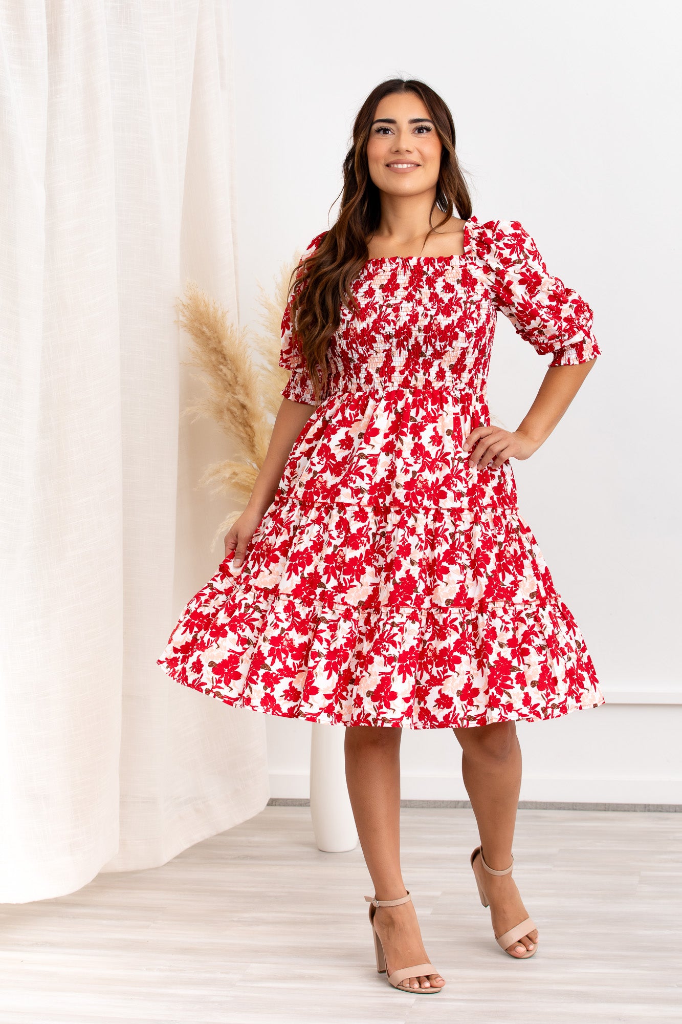 Elaine Floral Mini Dress Medium Elaine Floral Mini Dress Medium