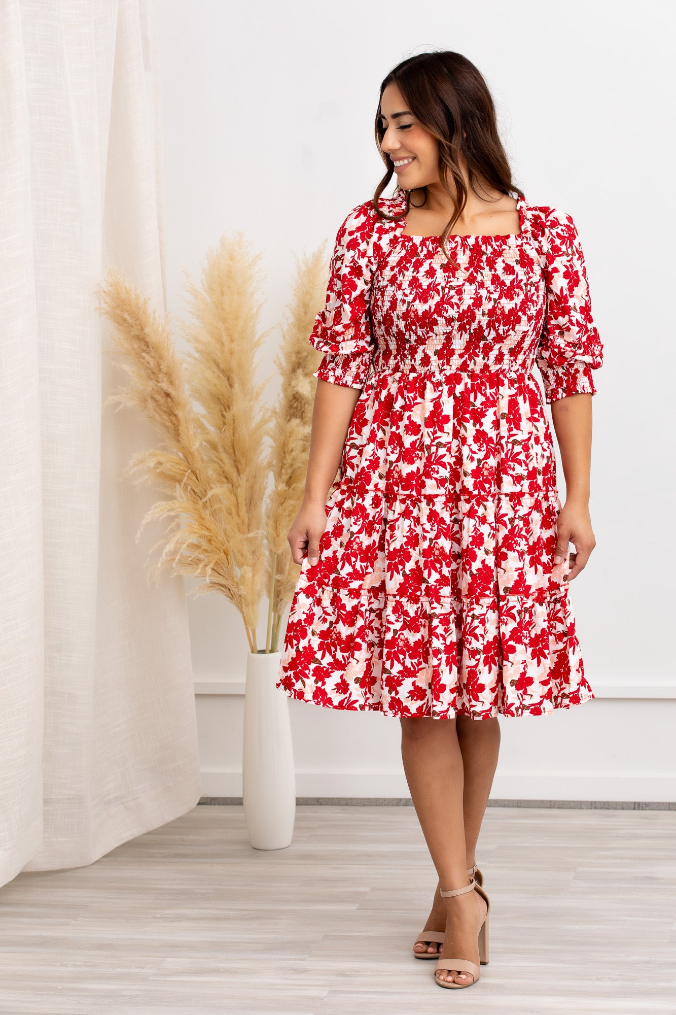 Elaine Floral Mini Dress Medium Elaine Floral Mini Dress Medium