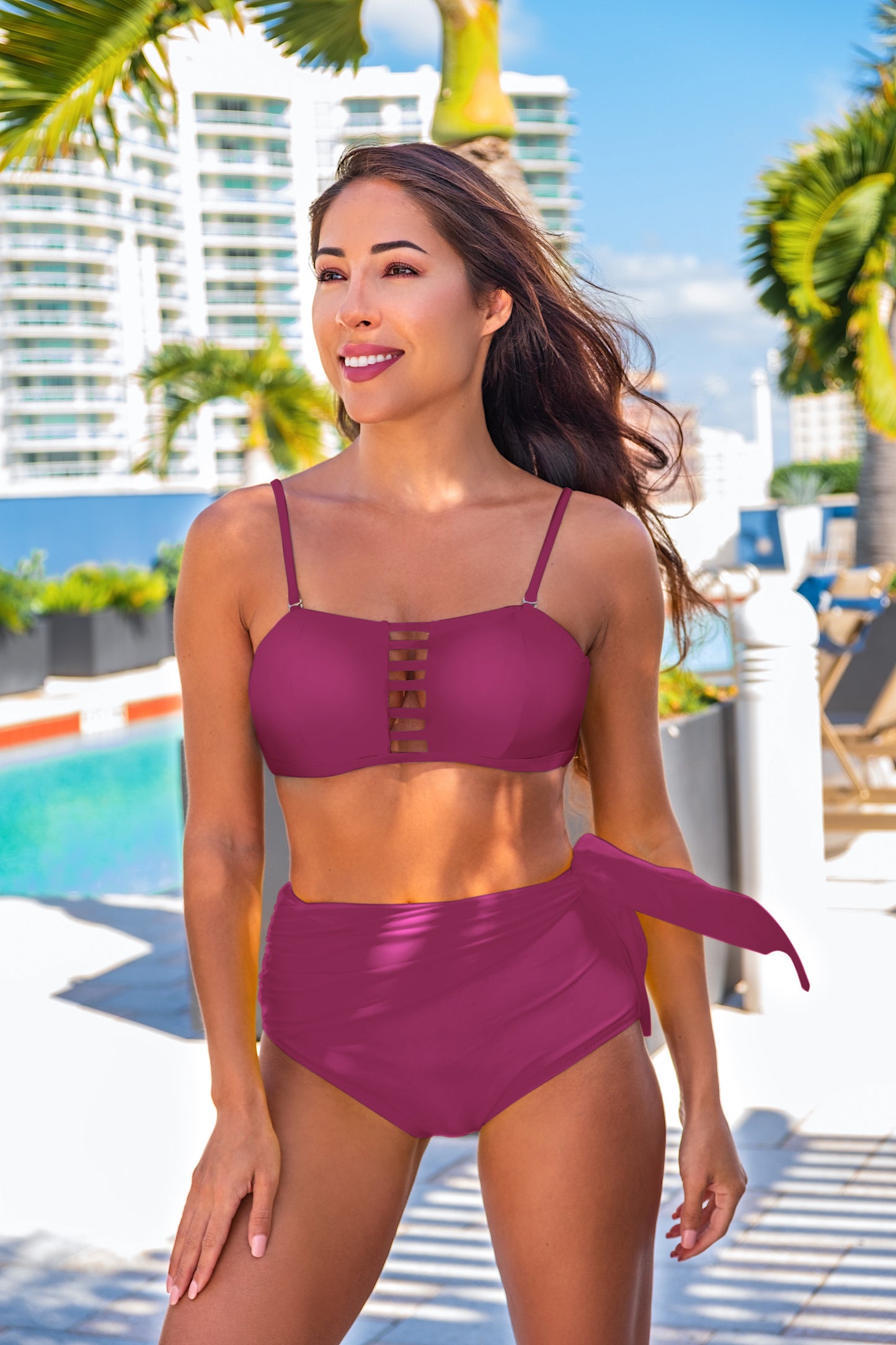 SRAPPY HIGHWAISTED BIKINI