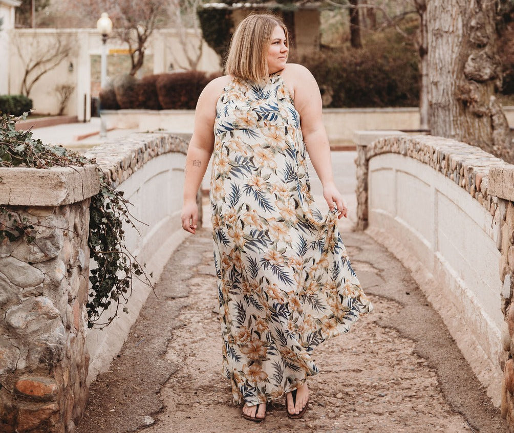 Havana Backless Floral Evening Dress X-Large Havana Backless Floral Evening Dress X-Large