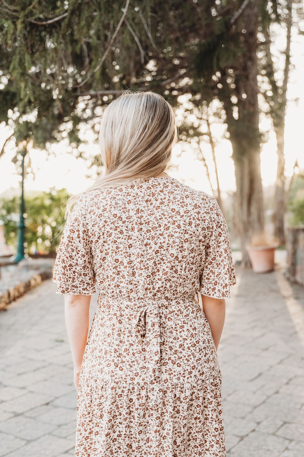 FLORAL HIGH WAIST BELTED MAXI DRESS BEIGE