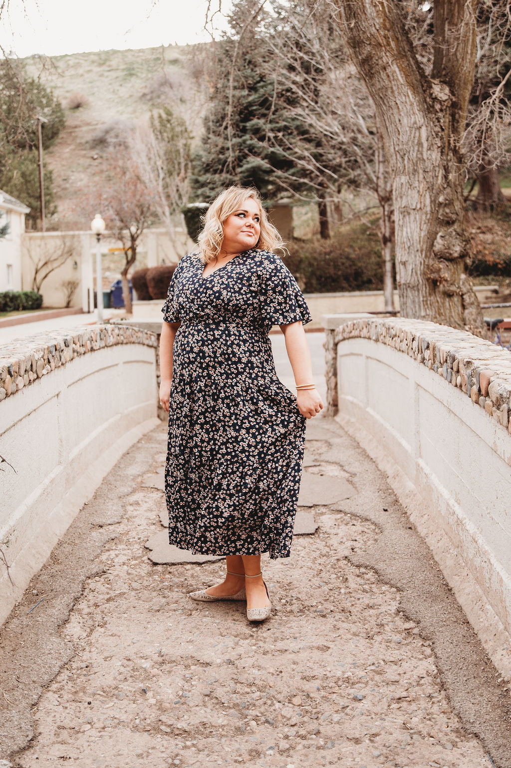 navy floral midi dress Constance Women Midi Navy Floral Dress X-Large